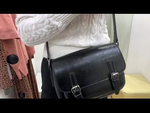 ❤️ Vieša jaunos kalės FeralBerry masturbacija su dildo aprangos kambaryje ️ Kietas porno prie lt.hentaisaturn.ru ️❤
